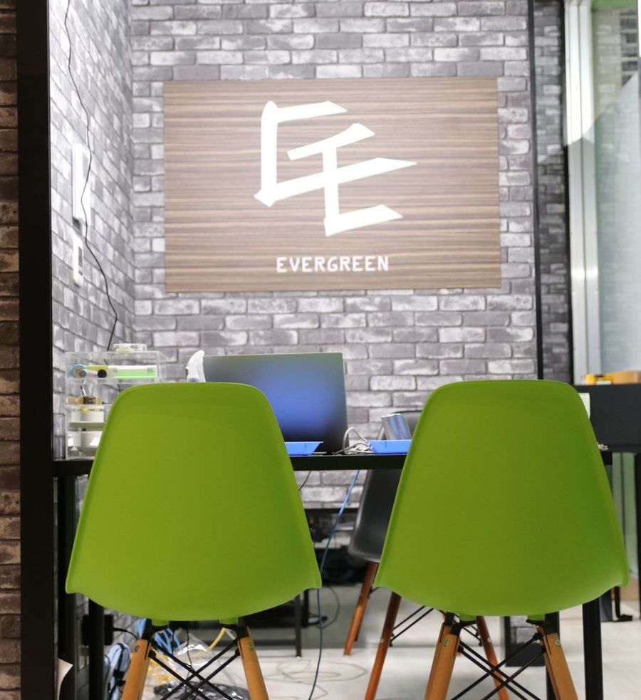 The reception area at EVERGREEN 24GYM